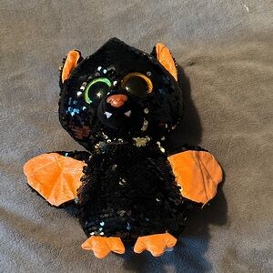 Ty Beanie Boos Omen Sequin Bat Plush -Stuffed Toy. Black/Gold Sequins Flippables